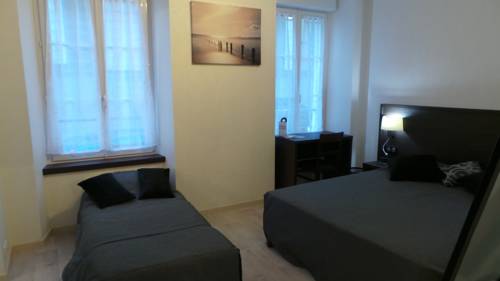 Imagen de la habitación del Hotel La Renaissance, Cherbourg. Foto 10