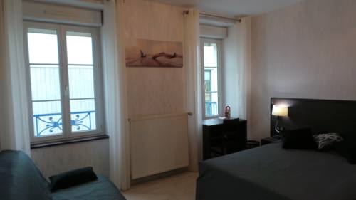 Imagen de la habitación del Hotel La Renaissance, Cherbourg. Foto 11