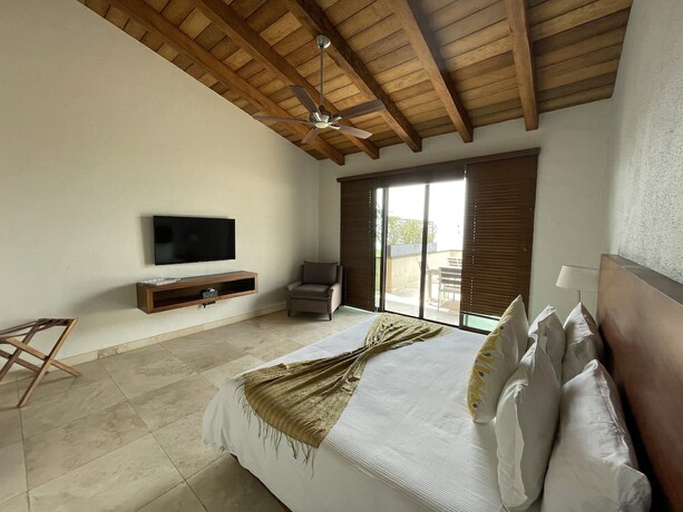 Imagen de la habitación del Hotel La Reserva Chapala Resort. Foto 20