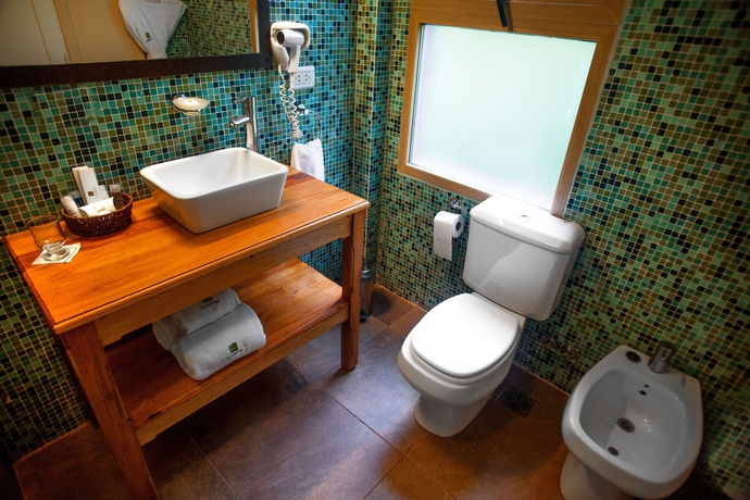 Imagen de la habitación del Hotel La Reserva Virgin Lodge. Foto 8