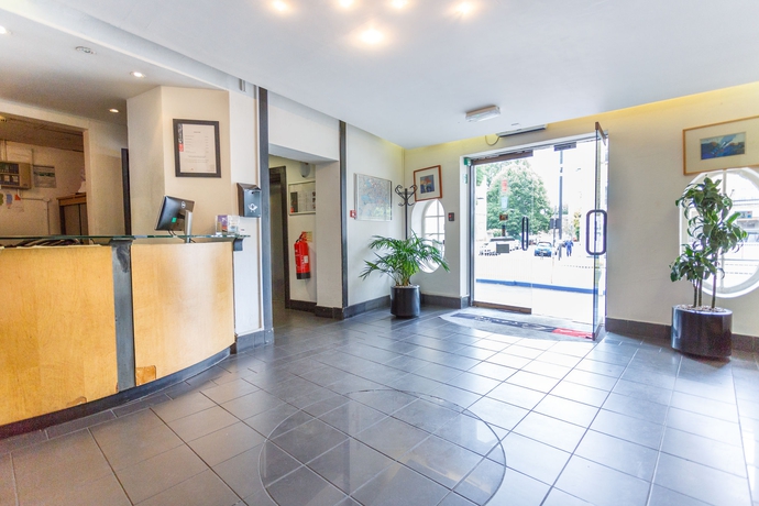 Imagen de los interiores del Hotel La Reserve, Londres. Foto 16