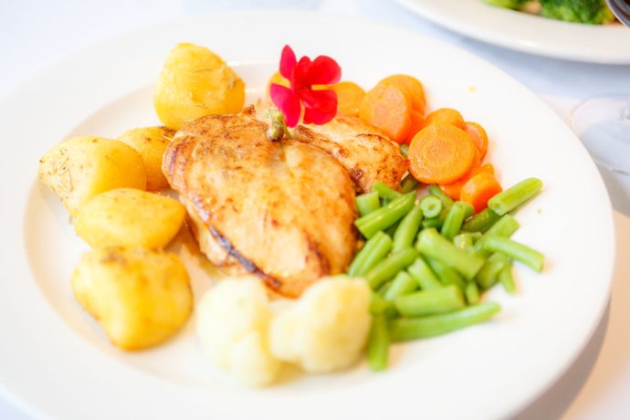 Imagen del bar/restaurante del Hotel La Reserve, Londres. Foto 2