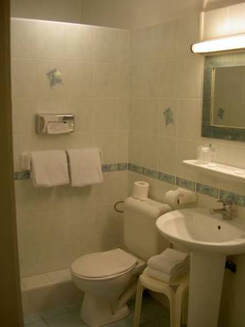 Imagen de la habitación del Hotel La Residence, NARBONNE. Foto 14