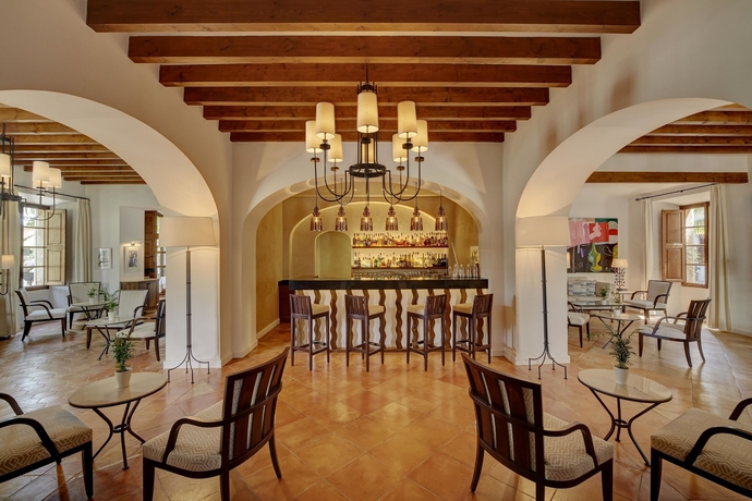 Imagen del bar/restaurante del Hotel La Residencia, A Belmond , Mallorca. Foto 1