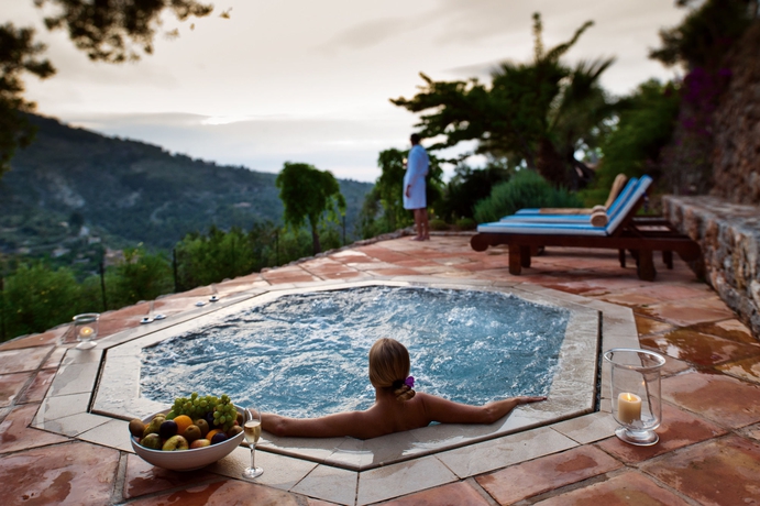 Imagen de la piscina del Hotel La Residencia, A Belmond , Mallorca. Foto 13