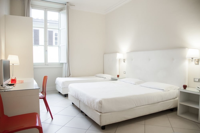 Imagen de la habitación del Hotel La Residenza Fiorentina. Foto 4