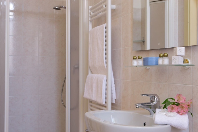 Imagen de la habitación del Hotel La Residenza, Lido di Venezia. Foto 3