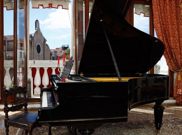 Imagen de los interiores del Hotel La Residenza, Lido di Venezia. Foto 13
