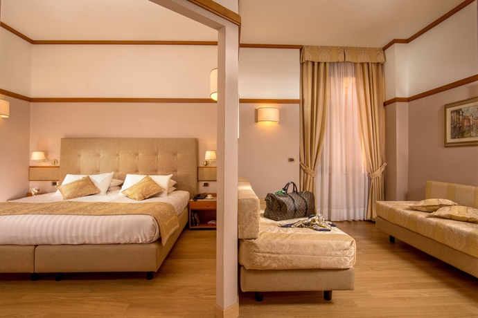 Imagen de la habitación del Hotel La Residenza, Roma. Foto 6