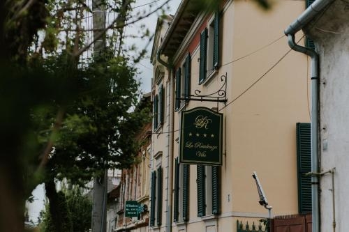Imagen general del Hotel La Residenza, Timisoara. Foto 1