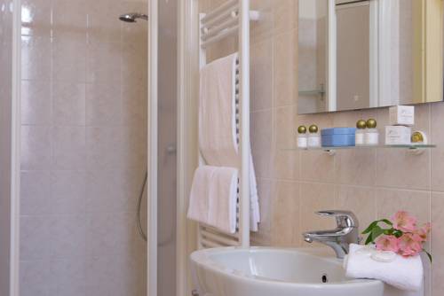 Imagen de la habitación del Hotel La Residenza, Venecia. Foto 11