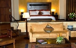 Imagen de los exteriores del Hotel La Reunion Golf Resort And Residences. Foto 6