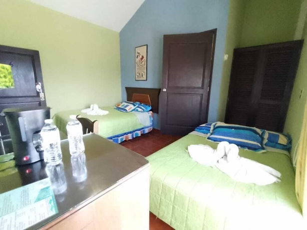 Imagen de la habitación del Hotel La Ribiera Del Lago Peten Itza. Foto 11