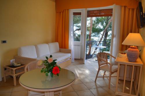 Imagen de la habitación del Hotel La Riserva Di Castel D'appio. Foto 12