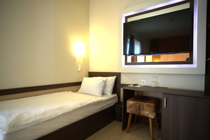 Imagen de la habitación del Hotel La Riva, Siofok. Foto 12