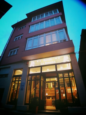 Imagen de los interiores del Hotel La Rivera. Foto 6