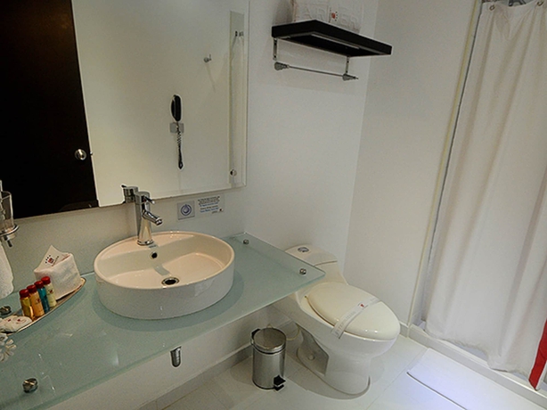 Imagen de la habitación del Hotel La Rivera, Pereira. Foto 11
