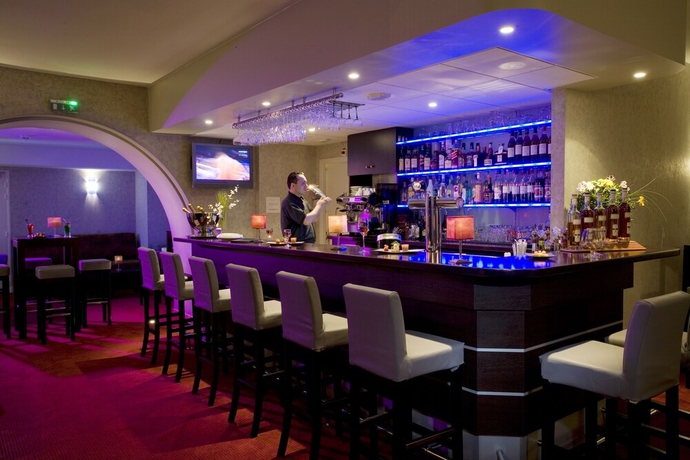 Imagen del bar/restaurante del Hotel La Rivi&egrave;re. Foto 6