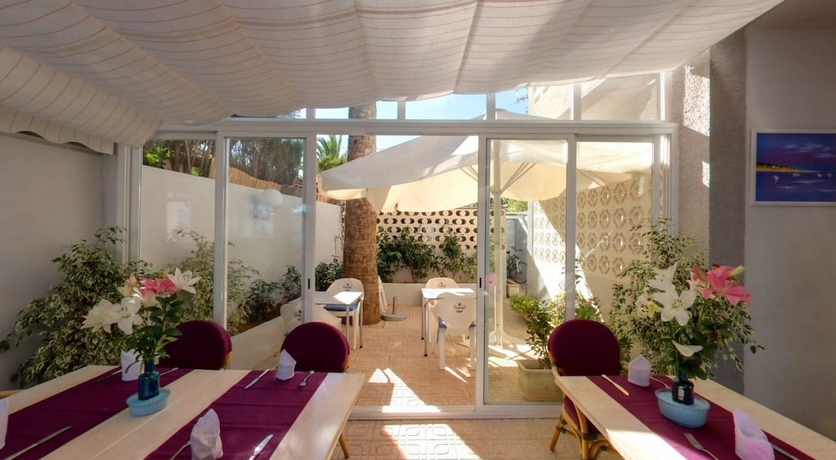 Imagen del bar/restaurante del Hotel La Riviera, El Albir - Alfaz del Pi. Foto 3