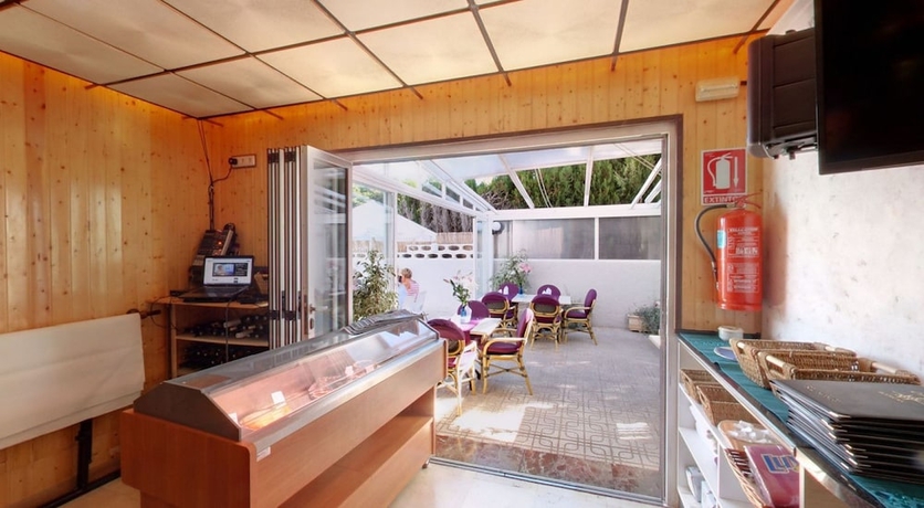 Imagen del bar/restaurante del Hotel La Riviera, El Albir - Alfaz del Pi. Foto 5