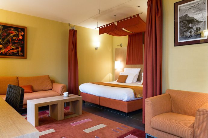 Imagen de la habitación del Hotel La Riviera Victoria. Foto 11