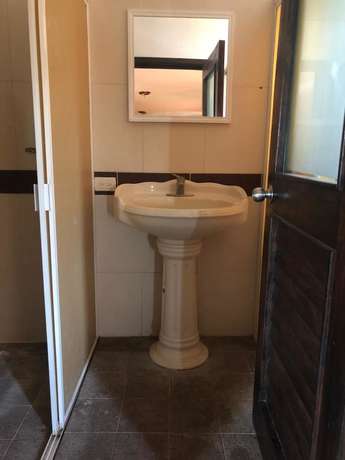 Imagen de la habitación del Hotel La Roca. Foto 9