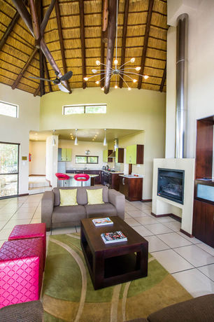 Imagen de los exteriores del Hotel La Roca Guest House. Foto 11