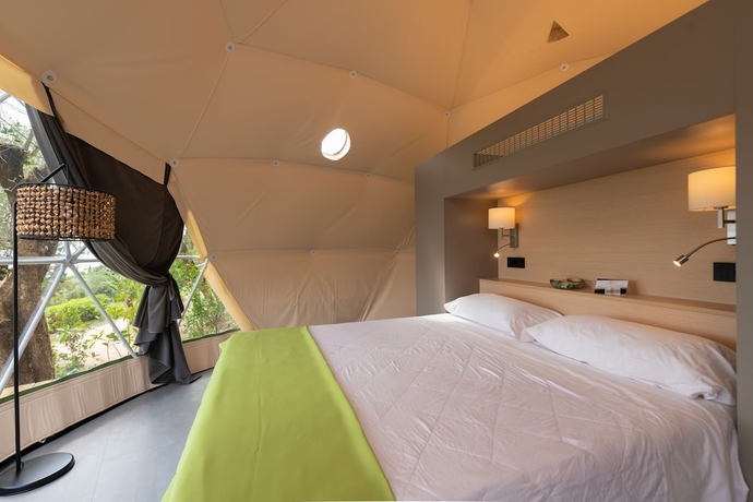 Imagen de la habitación del Hotel La Rocca Camping Village. Foto 3