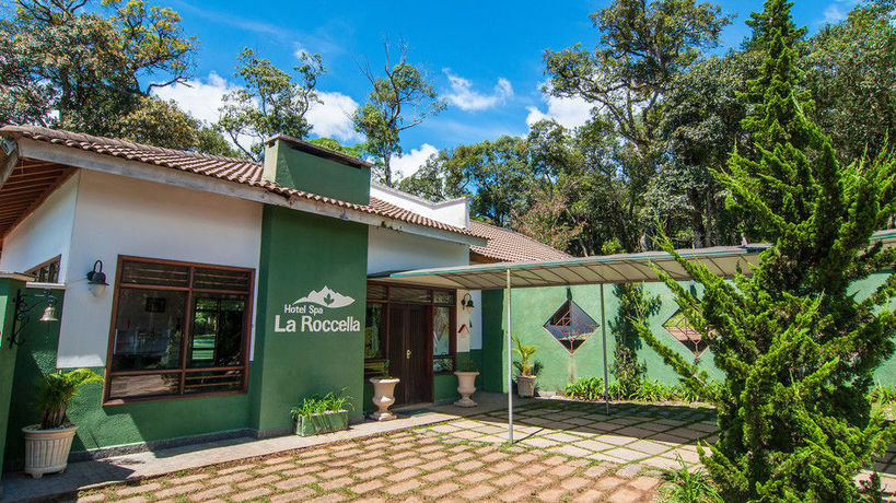 Imagen de los exteriores del Hotel La Roccella. Foto 5