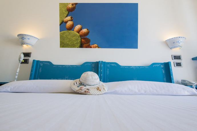 Imagen de la habitación del Hotel La Roccia. Foto 16