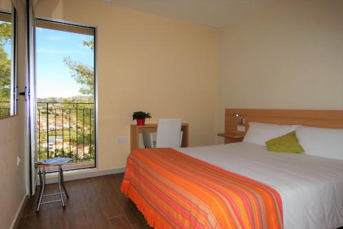 Imagen de la habitación del Hotel La Rocha. Foto 5