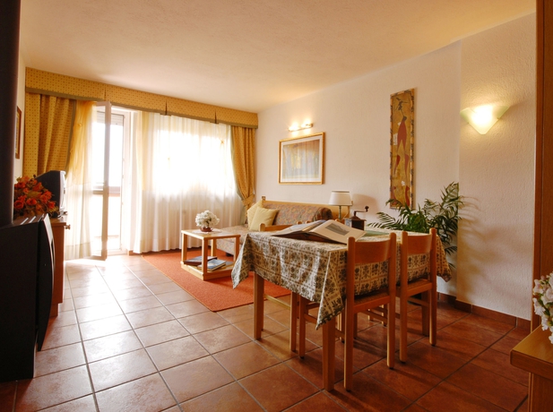 Imagen de la habitación del Hotel La Roche. Foto 7