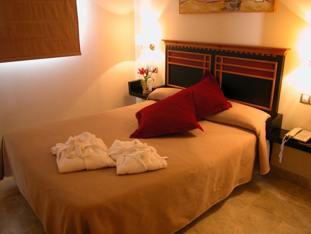 Imagen de la habitación del Hotel La Rocina. Foto 8