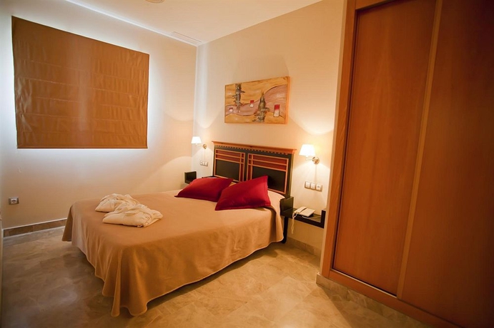 Imagen de la habitación del Hotel La Rocina. Foto 11