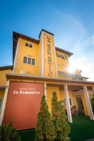 Imagen de la habitación del Hotel La Romantica. Foto 10