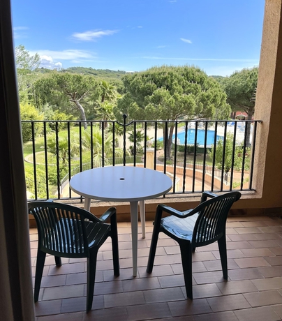 Imagen de la habitación del Hotel La Romarine. Foto 8