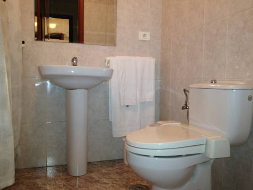 Imagen de la habitación del Hotel La Ronda. Foto 4