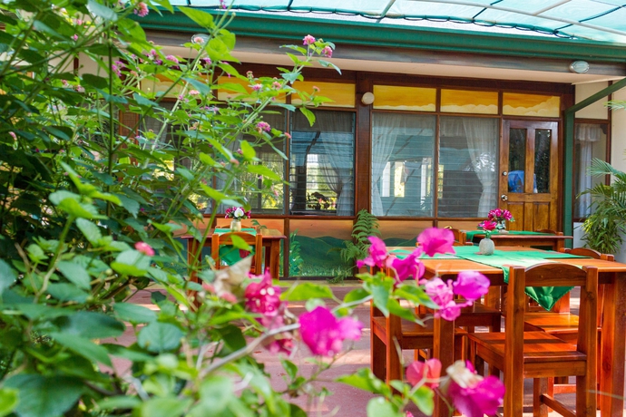 Imagen del bar/restaurante del Hotel La Rosa De America. Foto 4