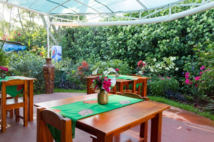 Imagen del bar/restaurante del Hotel La Rosa De America. Foto 5