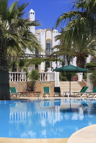 Imagen de la piscina del Hotel La Rosa, Gumbet. Foto 10