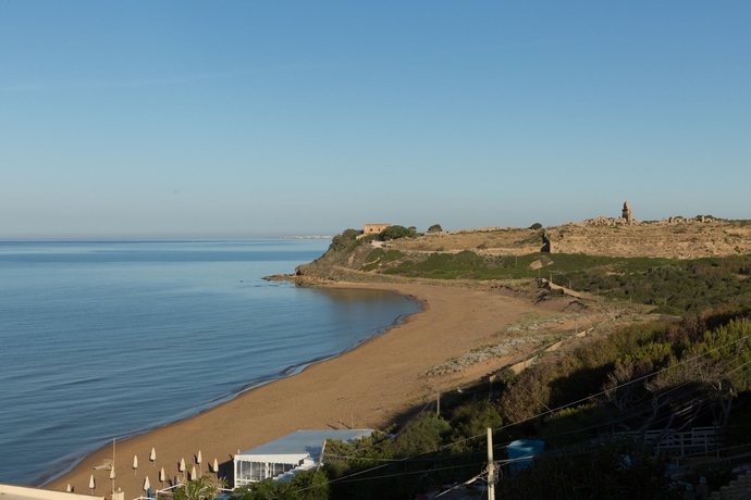 Imagen de los exteriores del Hotel La Rosa - Selinunte. Foto 8