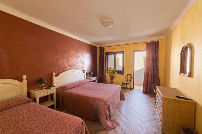 Imagen de la habitación del Hotel La Rosa - Selinunte. Foto 4