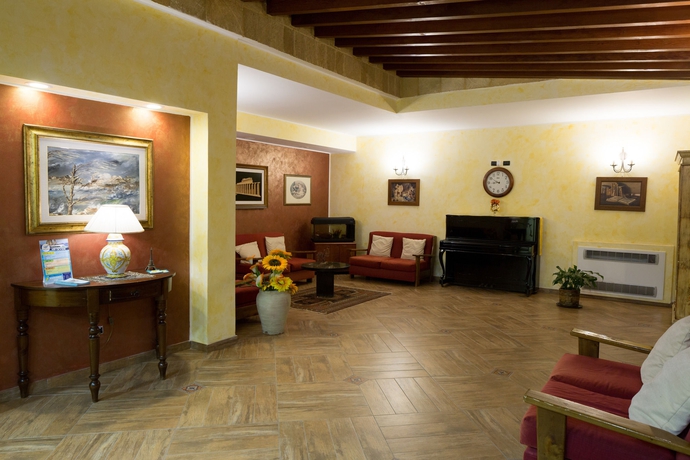 Imagen de los interiores del Hotel La Rosa - Selinunte. Foto 15