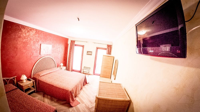 Imagen de la habitación del Hotel La Rosa - Selinunte. Foto 7