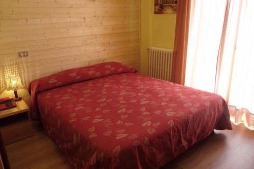 Imagen de la habitación del Hotel La Rosa, Teglio. Foto 1