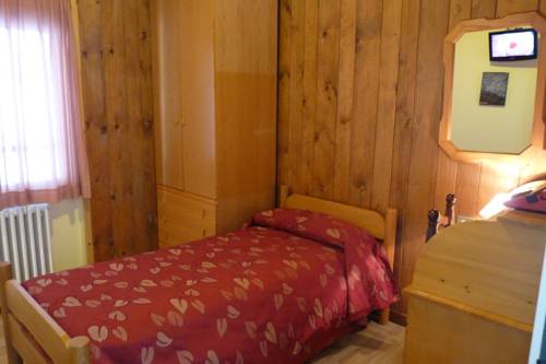 Imagen de la habitación del Hotel La Rosa, Teglio. Foto 2