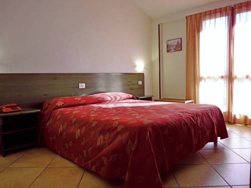 Imagen de la habitación del Hotel La Rosa, Teglio. Foto 5