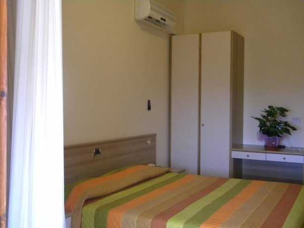 Imagen de la habitación del Hotel La Rosa del Tirreno. Foto 12