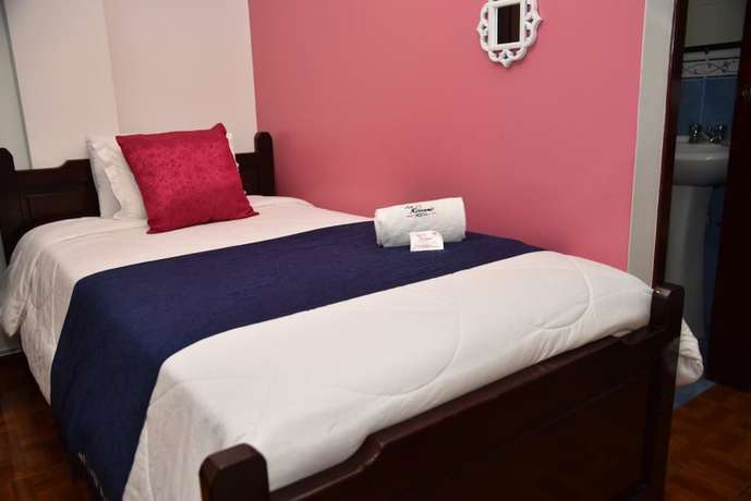 Imagen de la habitación del Hotel La Rosario. Foto 2