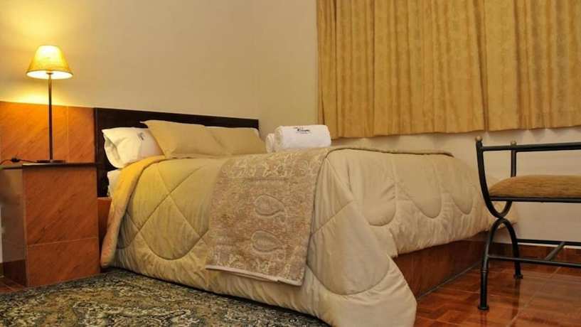 Imagen de la habitación del Hotel La Rosario. Foto 10